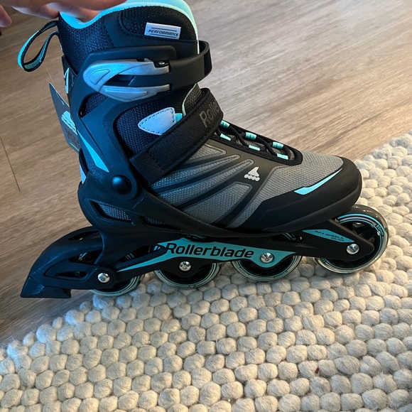 Rollerblade Women's Zetrablade Inline Skates Black and Blue - Picture 7 of 9